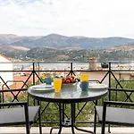 Unique View * أرغوستولي