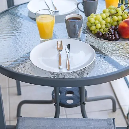 아파트 Unique View 아르고스톨리온