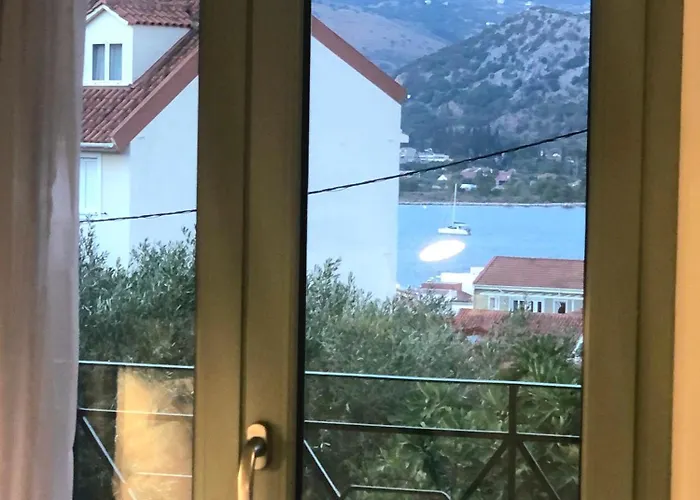 Apartment Unique View